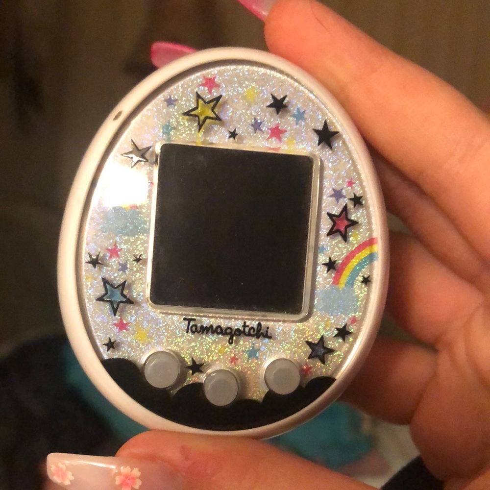 White original tamagotchi/ kids/ rainbow